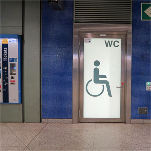 WC U- Bahnhof Hasenbergl Foto0