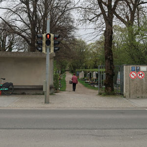 WC Friedhof Riem Alter Teil Foto0